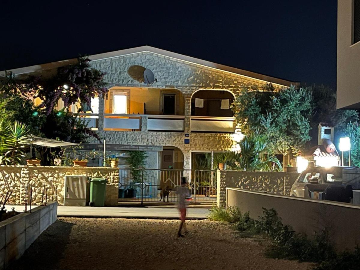 Apartements Delfin Vir Kültér fotó