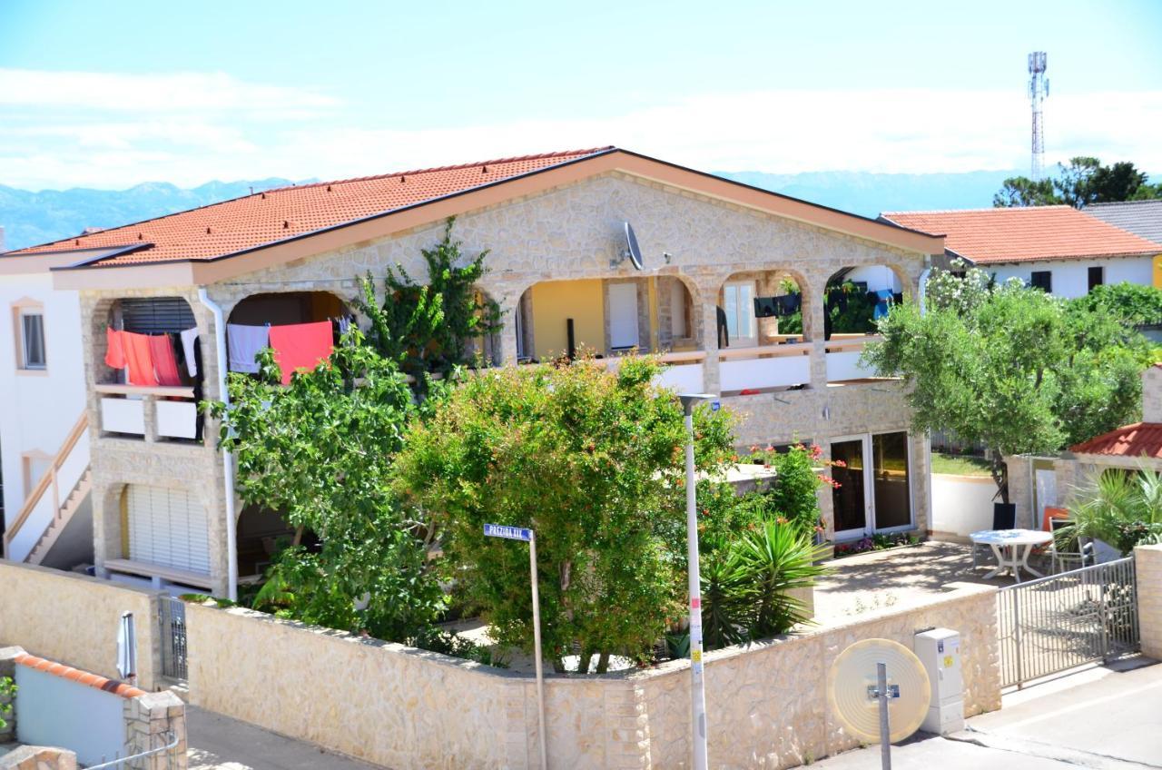 Apartements Delfin Vir Kültér fotó