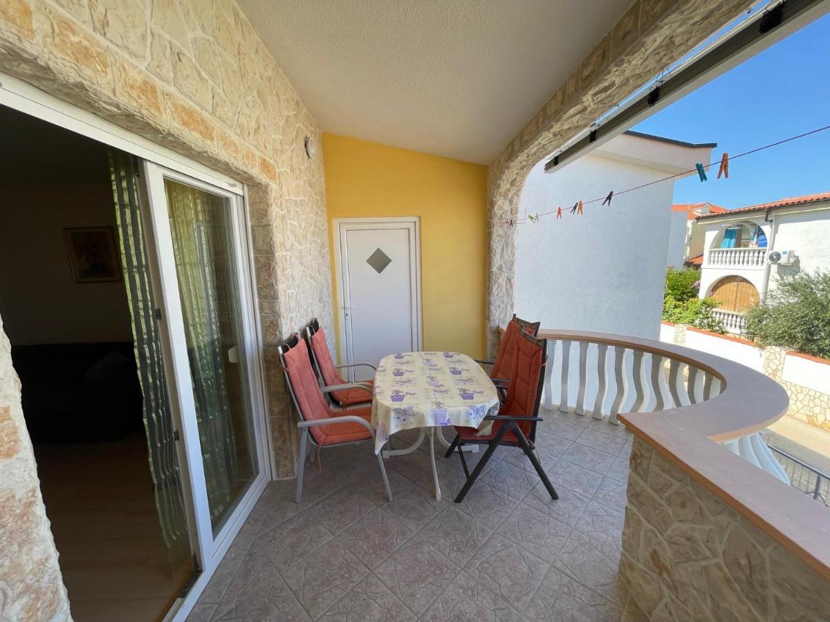 Apartements Delfin Vir Kültér fotó