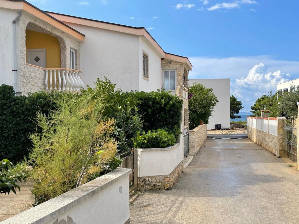 Apartements Delfin Vir Kültér fotó